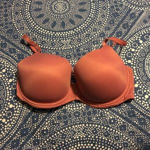 PINK wear Everywhere lightly lined bra,